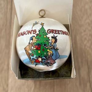 1996 Disney Family Holiday Party Satin Ornament Cast Member‎ Exclusive